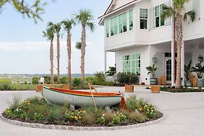 The Dunlin, Auberge Collection