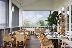 The Dunlin, Auberge Collection