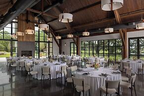 The Dunlin, Auberge Collection