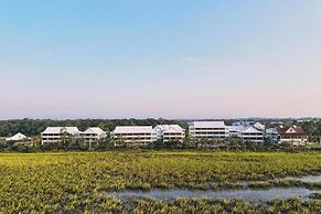The Dunlin, Auberge Collection