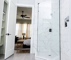 Houston Lux Townhome