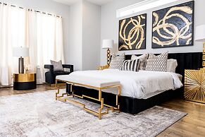 Houston Lux Townhome