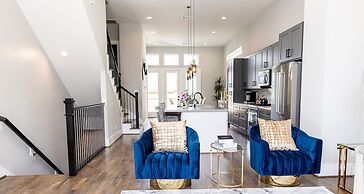 Houston Lux Townhome