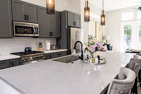 Houston Lux Townhome
