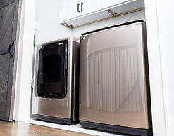 Houston Lux Townhome