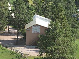 Black Hills Cabins at Quails Crossing