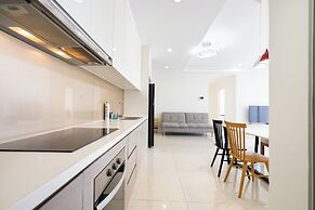 Helios Riverside Apartment