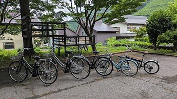 Tanigawa Valley Lodge & Coffee Roastery