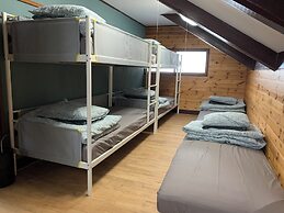 Tanigawa Valley Lodge & Coffee Roastery