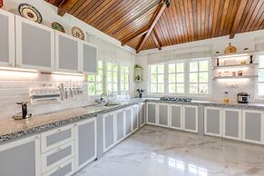 Villa Burung in Kashantee Village