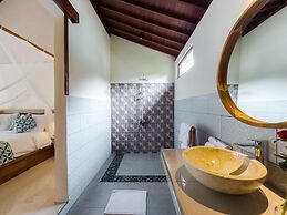 Tutik Private House by Supala