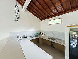 Tutik Private House by Supala