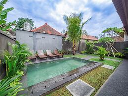 Tutik Private House by Supala