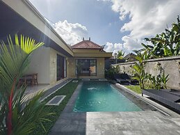 Tutik Private House by Supala