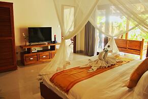 Tutik Private House by Supala