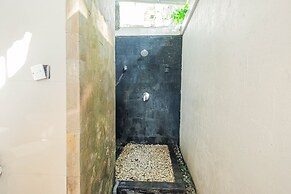 Kakul Villa F by Supala