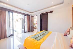 Kakul Villa F by Supala