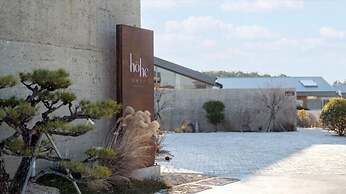 Hohe Gyeongju Pool Villa