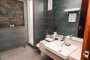 Sokchea Kampot Hotel