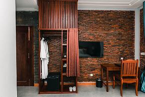 Sokchea Kampot Hotel