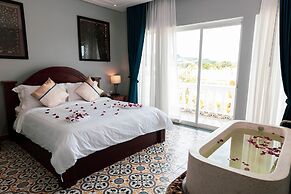 Sokchea Kampot Hotel