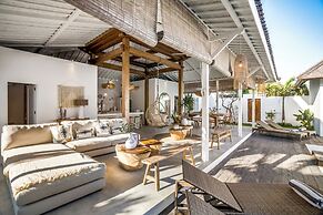 Villa Passion by Alfred in Bali