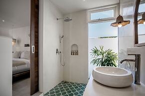 Villa Passion by Alfred in Bali