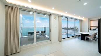 ON Pool Villa