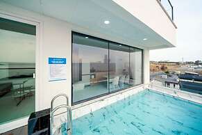 ON Pool Villa