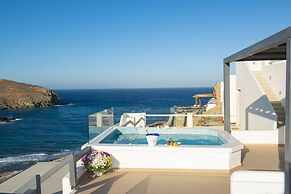 Myrsini's Luxury Suites