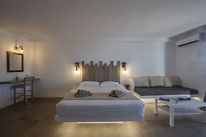 Myrsini's Luxury Suites