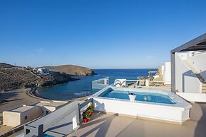 Myrsini's Luxury Suites