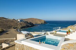 Myrsini's Luxury Suites