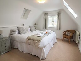 9 Church Farm Rise
