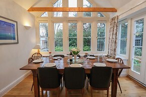 9 Church Farm Rise