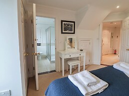 9 Church Farm Rise
