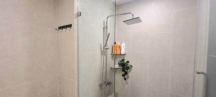 A504-penthouse Forest View 1br1bathnice Bath Tub