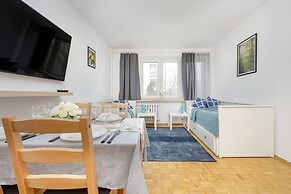 Apartment With Three Bedrooms by Renters