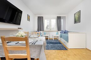 Apartment With Three Bedrooms by Renters