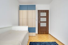 Apartment With Three Bedrooms by Renters