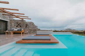 Naxos Privilege Villas