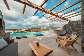 Naxos Privilege Villas