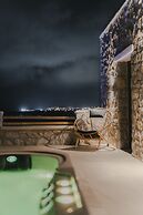 Naxos Privilege Villas