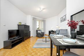 Bukowińska Apartment Warsaw by Renters