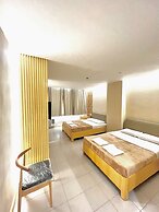 Etsu Hotel