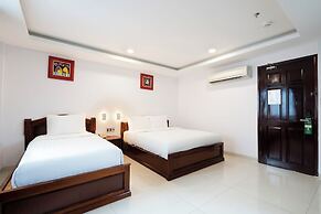 Hoang Luxury Hotel Dist 1 Ho Chi Minh