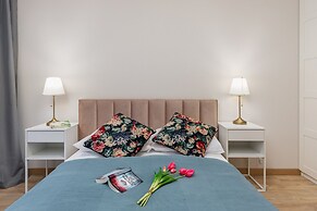 Spadochroniarzy 8b/13 by Renters