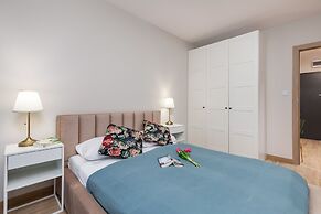 Spadochroniarzy 8b/13 by Renters