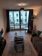 Balcony one Bedroom Broad Street ap
