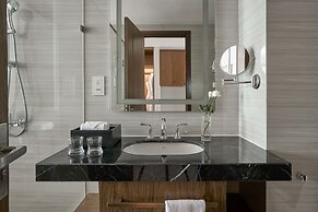 Capital Panorama Apartment